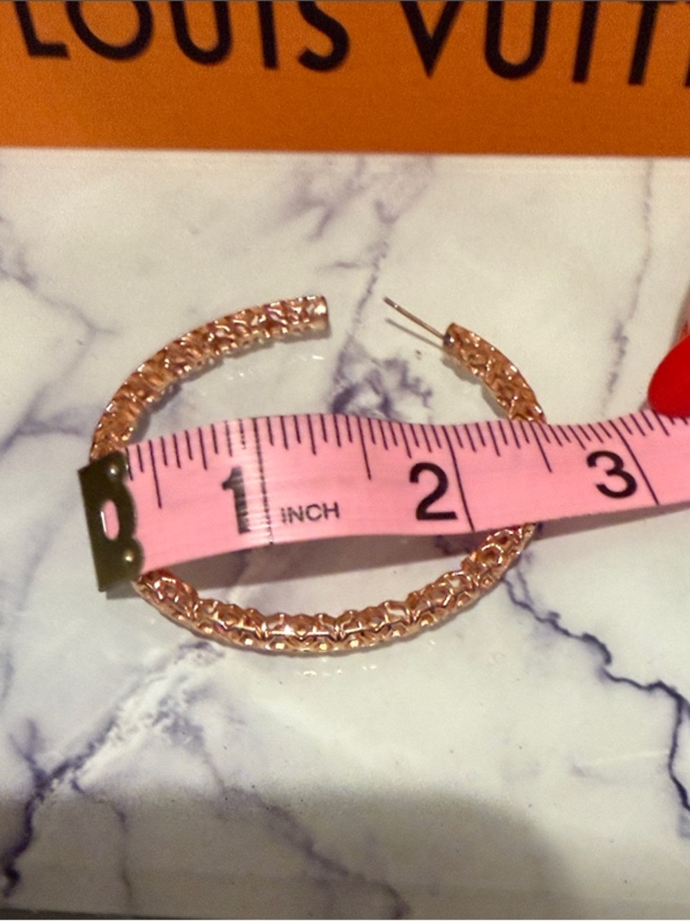 Kendra Scott Rose Gold Textured Hoop Earrings - Large Hoops - Picture 3 of 4